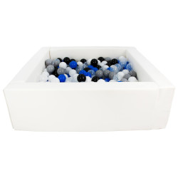 Piscina quadrata in ecopelle con 300 palline